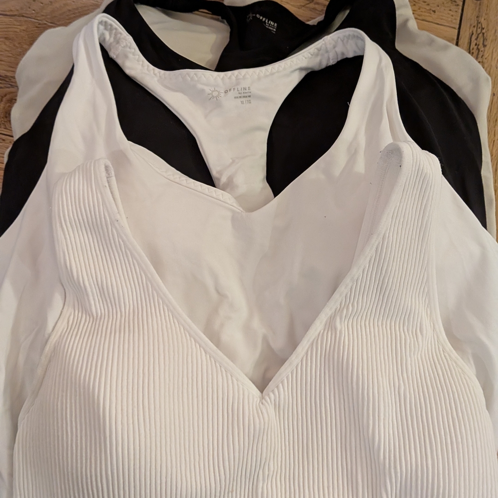 Set Of 4 Aerie XL Sports Bras - Barely Worn!